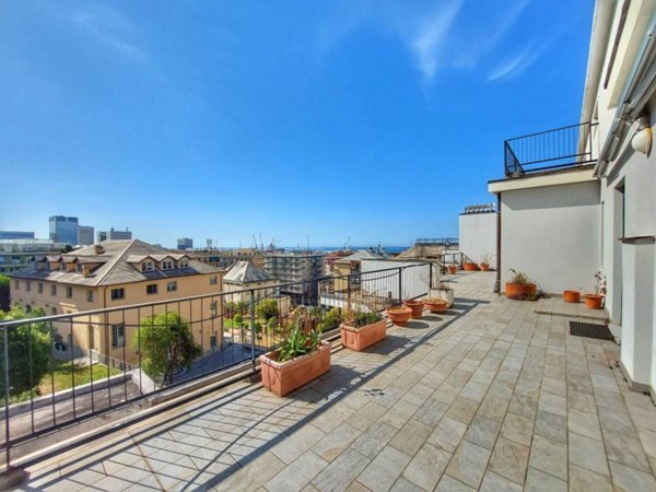 appartamento in vendita a Genova in zona Sampierdarena