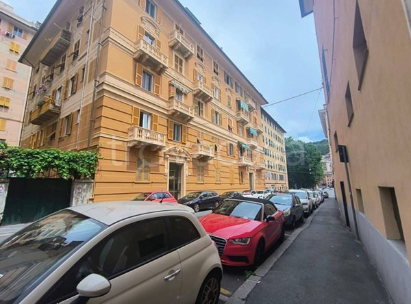 appartamento in vendita a Genova in zona Marassi