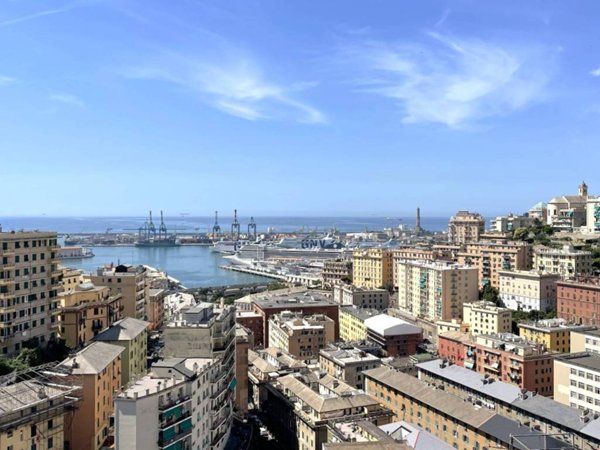 appartamento in vendita a Genova in zona Lagaccio / Granarolo