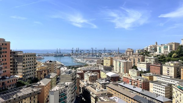 appartamento in vendita a Genova in zona Lagaccio / Granarolo