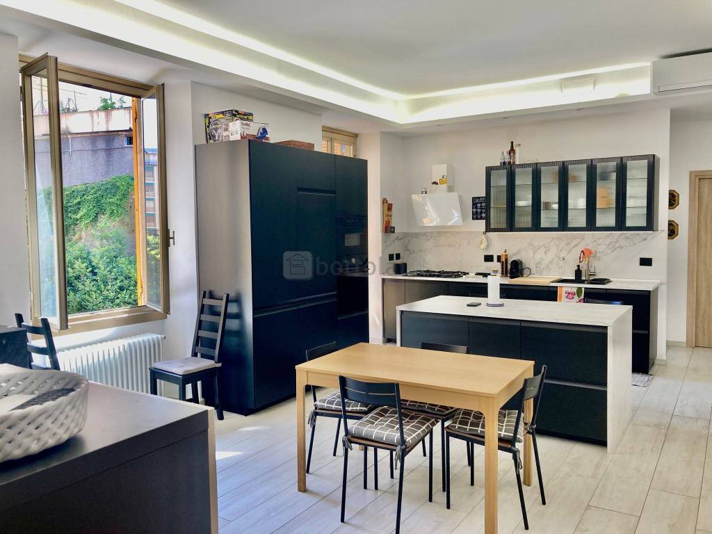 appartamento in vendita a Genova in zona Albaro
