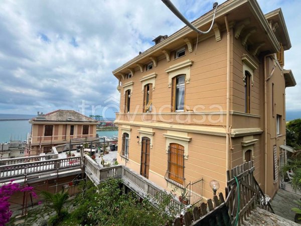 casa indipendente in vendita a Genova in zona Pegli