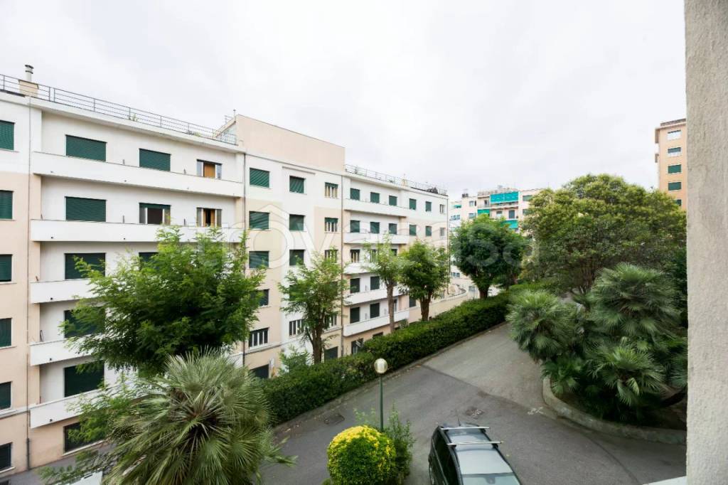 appartamento in vendita a Genova in zona Albaro