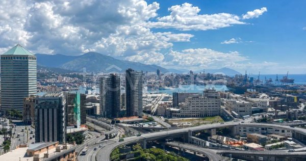 ufficio in vendita a Genova in zona Sampierdarena