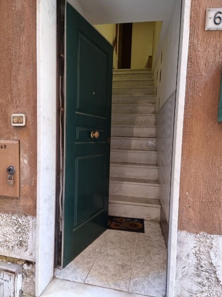 appartamento in vendita a Genova in zona Pontedecimo