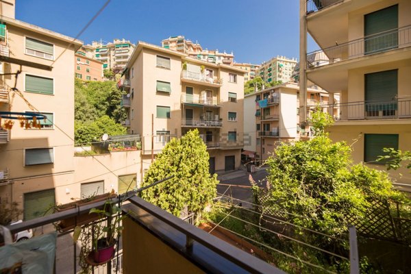 appartamento in vendita a Genova in zona Quezzi