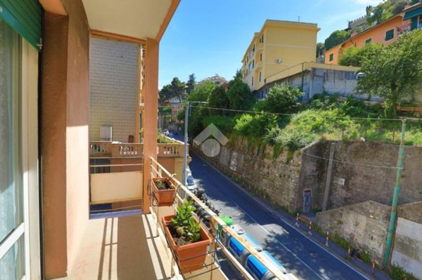 appartamento in vendita a Genova in zona Staglieno