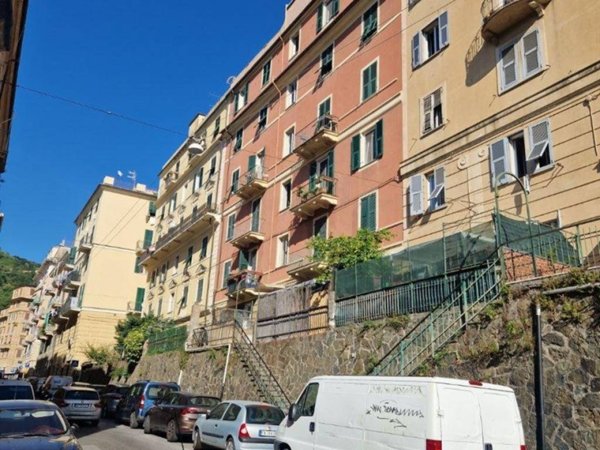 appartamento in vendita a Genova in zona Sampierdarena