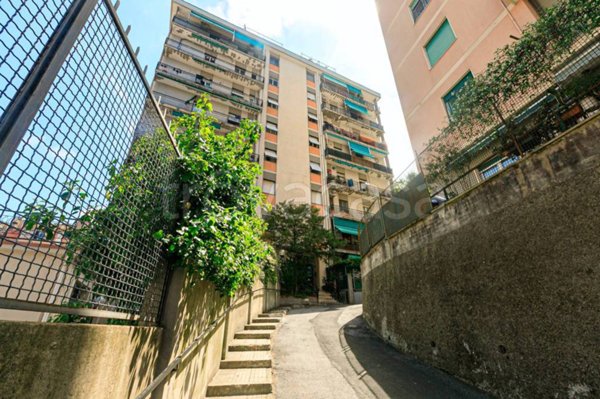 appartamento in vendita a Genova in zona Marassi