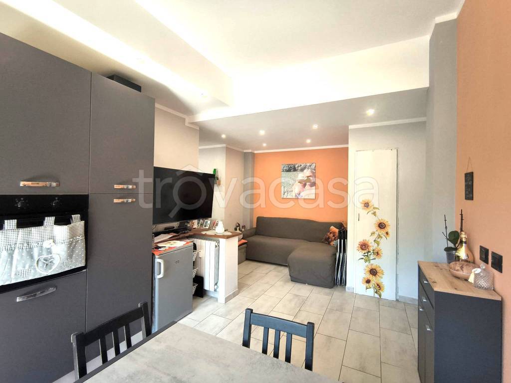 appartamento in vendita a Genova in zona Quezzi