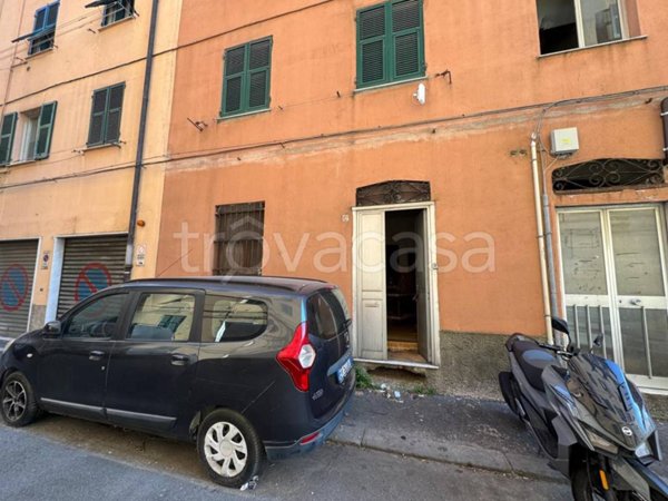 appartamento in vendita a Genova in zona Sampierdarena