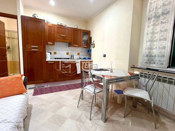 appartamento in vendita a Genova in zona Sestri Ponente