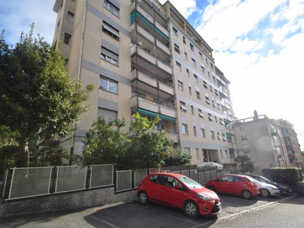 appartamento in vendita a Genova in zona Palmaro / Pra'