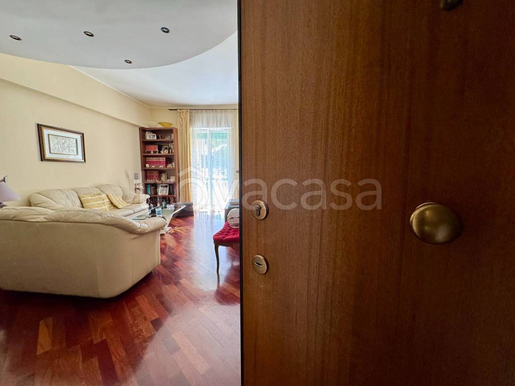appartamento in vendita a Genova in zona Marassi
