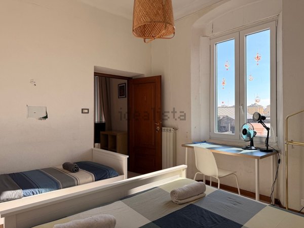appartamento in vendita a Genova in zona Sestri Ponente