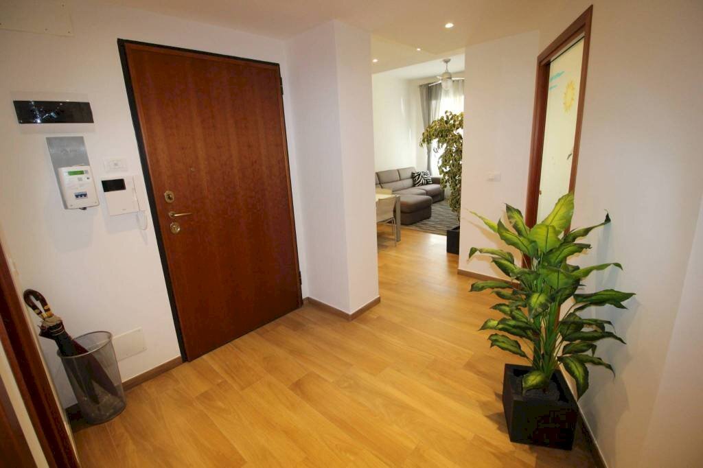 appartamento in vendita a Genova in zona Voltri
