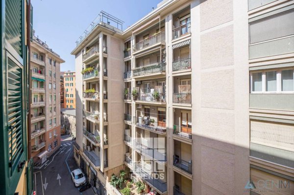 appartamento in vendita a Genova in zona Carignano