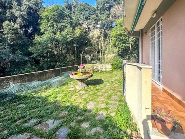 appartamento in vendita a Genova in zona Pegli