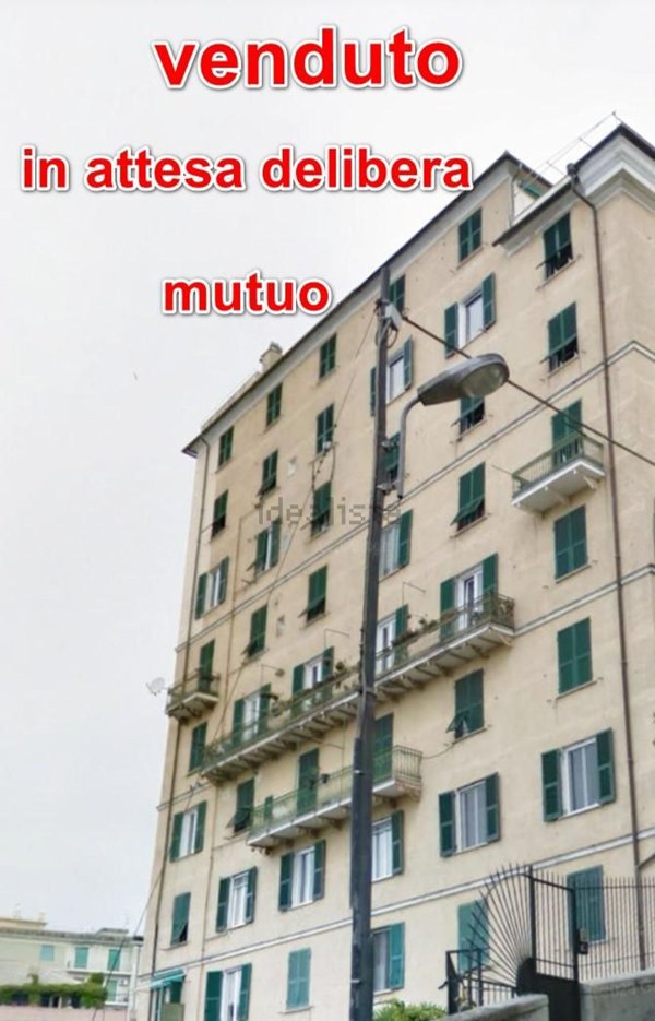 appartamento in vendita a Genova in zona Carignano