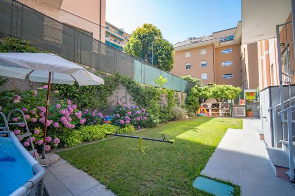 appartamento in vendita a Genova in zona Albaro