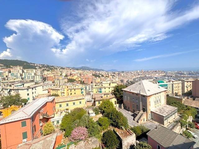 appartamento in vendita a Genova in zona San Teodoro