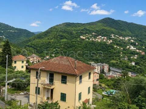 appartamento in vendita a Genova in zona Struppa