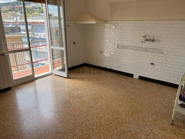 appartamento in vendita a Genova in zona Pegli