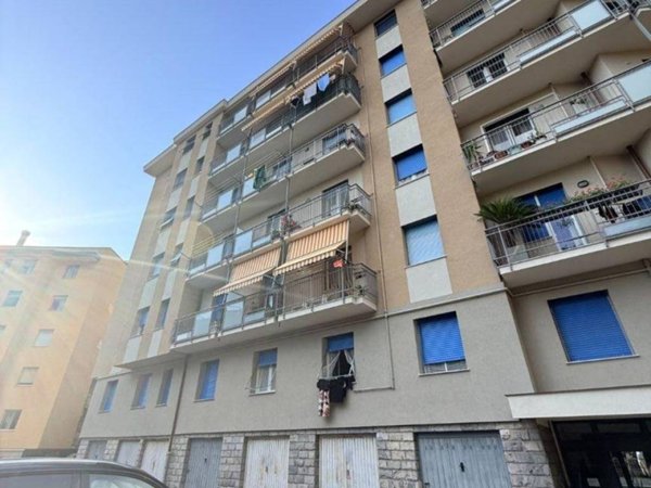 appartamento in vendita a Genova in zona Marassi
