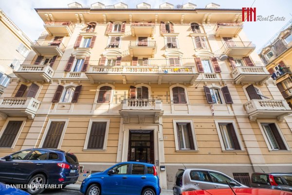 appartamento in vendita a Genova in zona San Vincenzo
