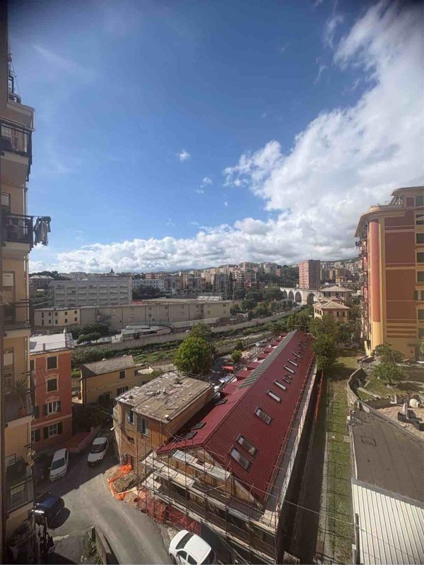 appartamento in vendita a Genova in zona Sturla
