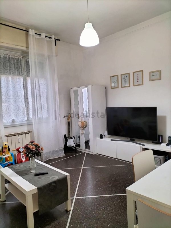 appartamento in vendita a Genova in zona Marassi