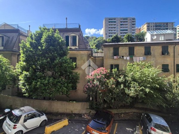 appartamento in vendita a Genova in zona Marassi