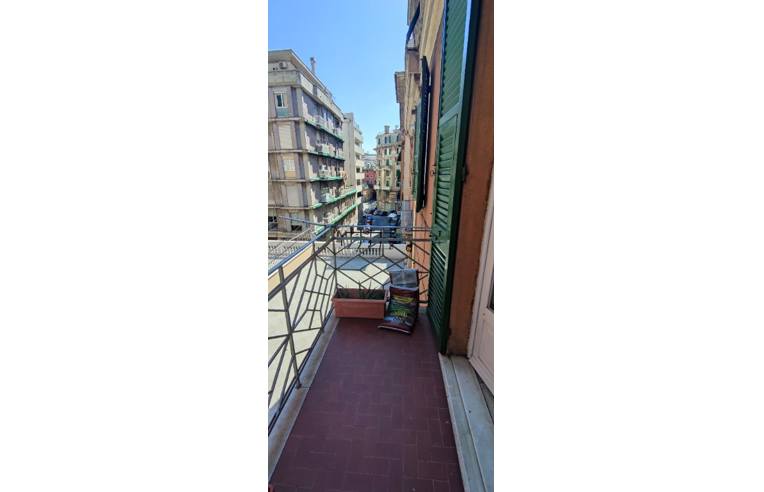 appartamento in vendita a Genova in zona Sampierdarena