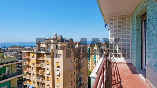 appartamento in vendita a Genova in zona Sampierdarena