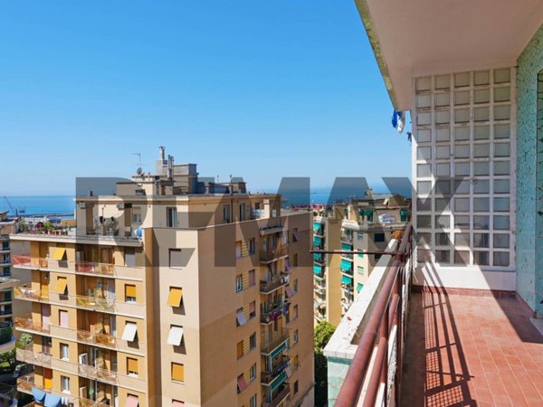 appartamento in vendita a Genova in zona Sampierdarena