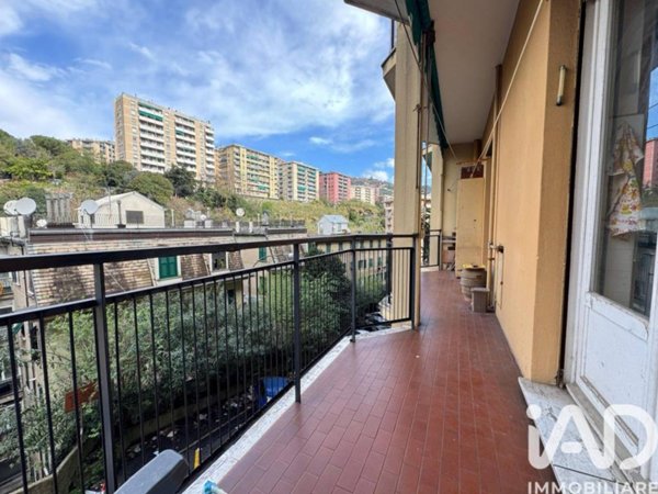 appartamento in vendita a Genova in zona Marassi