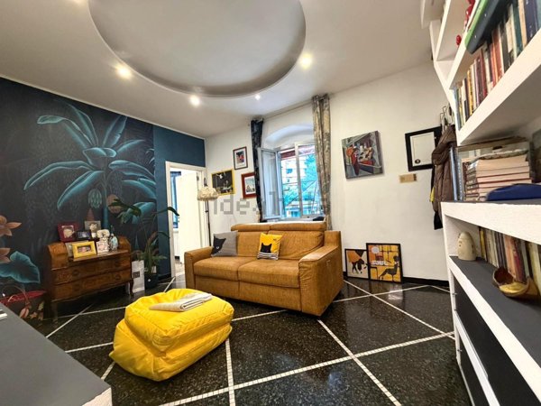 appartamento in vendita a Genova in zona Quezzi