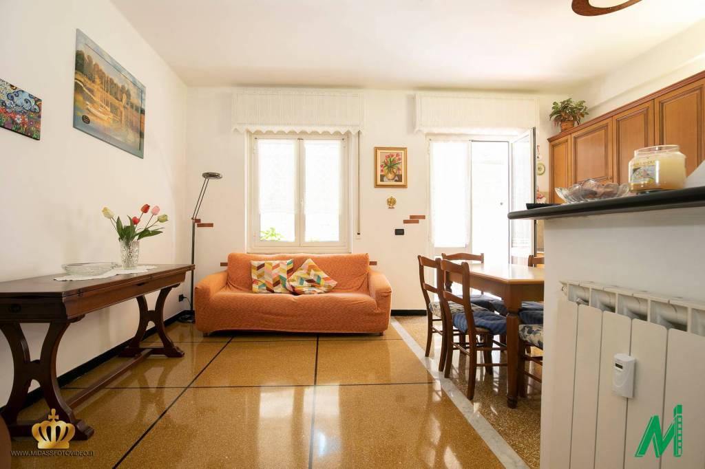 appartamento in vendita a Genova in zona Marassi