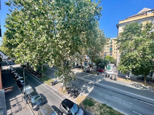appartamento in vendita a Genova in zona Foce