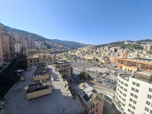 appartamento in vendita a Genova in zona Marassi