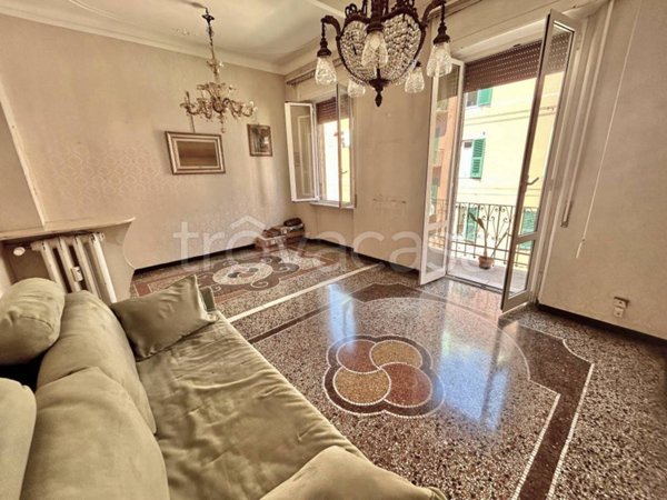 appartamento in vendita a Genova in zona Castelletto
