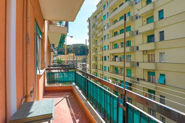 appartamento in vendita a Genova in zona Sampierdarena