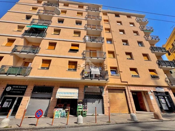 appartamento in vendita a Genova in zona Quarto dei Mille