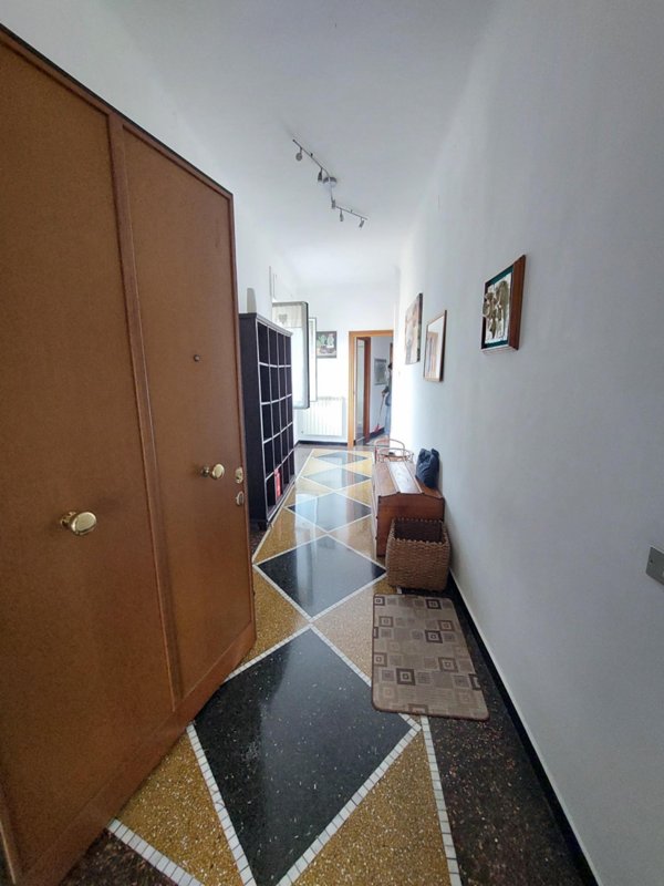 appartamento in vendita a Genova in zona Marassi