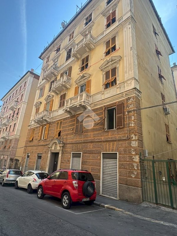 appartamento in vendita a Genova in zona Cornigliano