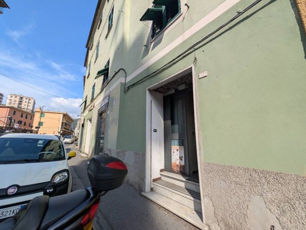 negozio in vendita a Genova