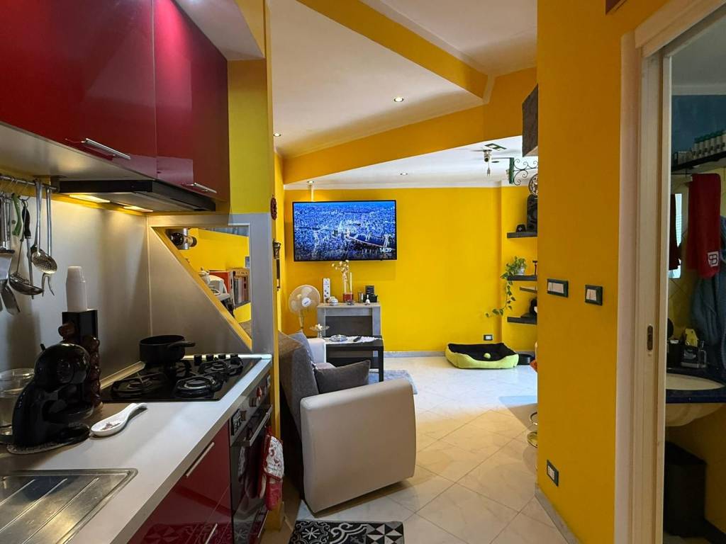appartamento in vendita a Genova in zona Marassi