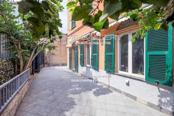 casa semindipendente in vendita a Genova in zona Sturla
