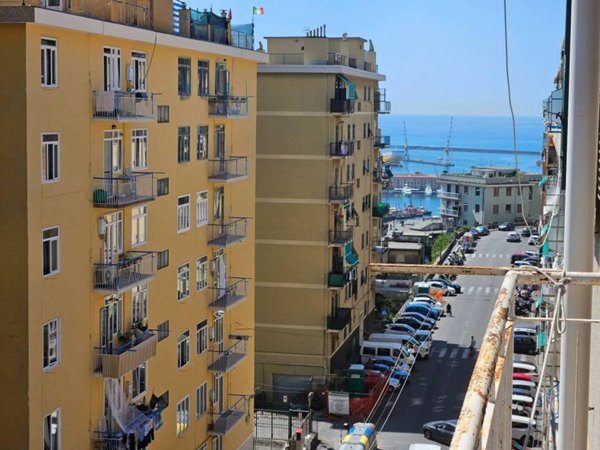 appartamento in vendita a Genova in zona Lagaccio / Granarolo
