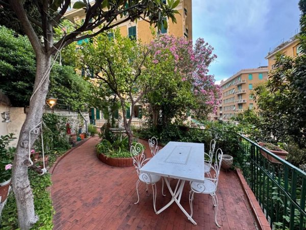 appartamento in vendita a Genova